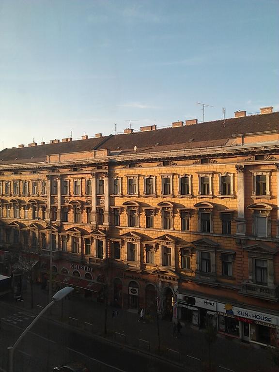 Downtown Rising Sun 104 Sq.M Lejlighed Budapest Eksteriør billede
