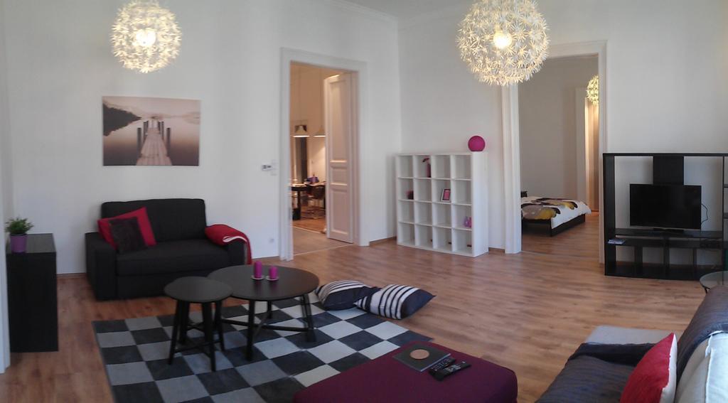 Downtown Rising Sun 104 Sq.M Lejlighed Budapest Eksteriør billede